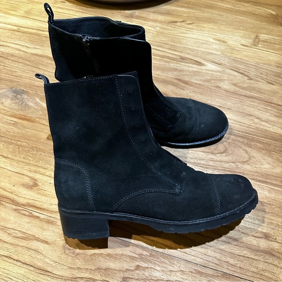 Elie Tahari Designer Women’s Black Suede Pull On Side Zip Boots Combat Style 41 - Picture 1 of 10